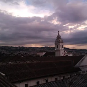 Hostal Yumbo Imperial Hotel Quito